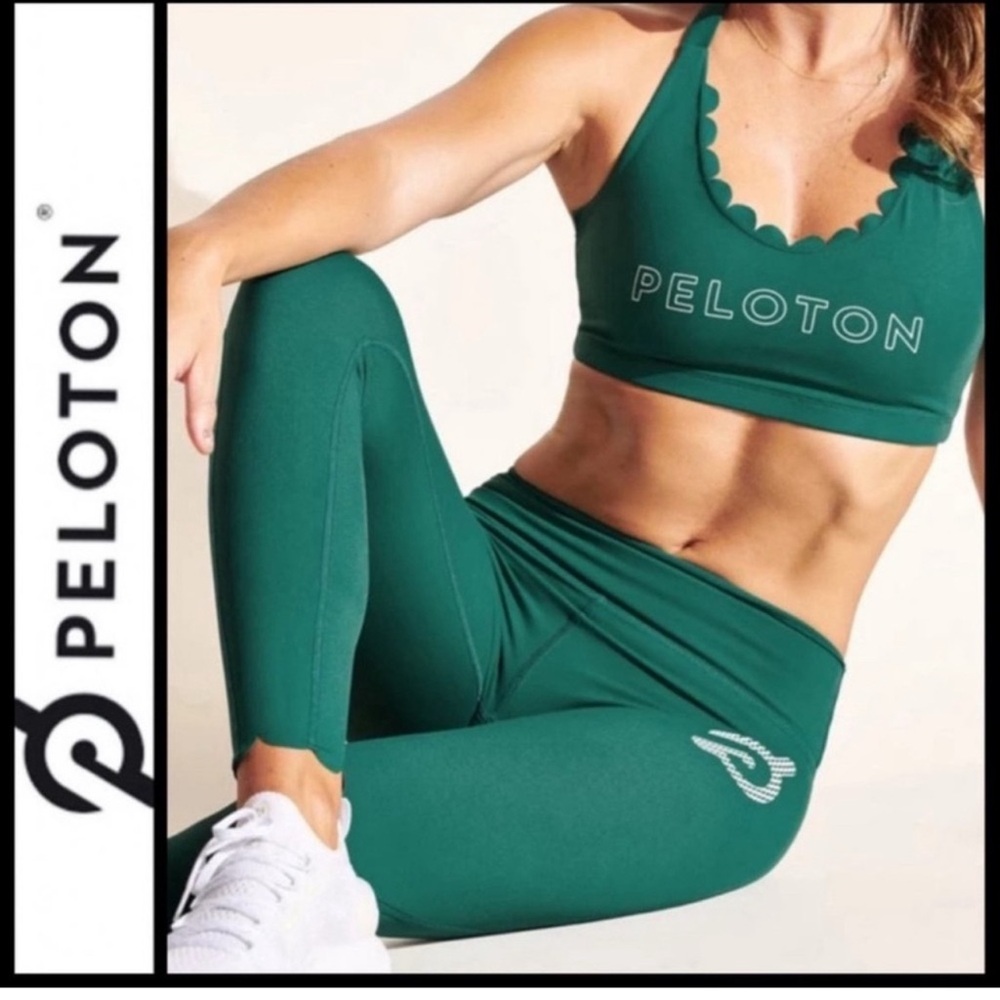 Peloton green holiday leggings